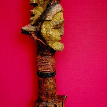 Sculptuur getiteld "voodoo # 2" door Cambrousse, Origineel Kunstwerk, Hout