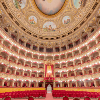 摄影 标题为“Teatro Massimo Bell…” 由Richard Silver, 原创艺术品, 数码摄影