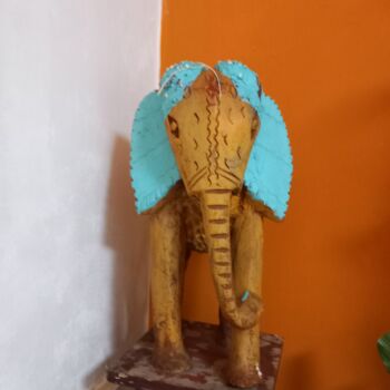Skulptur mit dem Titel "maiwandOL made mE m…" von Maiwandol, Original-Kunstwerk, Holz