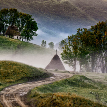 Φωτογραφία με τίτλο "Road to the village" από Grigore Roibu, Αυθεντικά έργα τέχνης, Ψηφιακή φωτογραφία