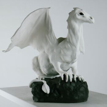 Sculpture intitulée "White dragon" par Aleksandra Voronovskaia (Vorona), Œuvre d'art originale, Céramique