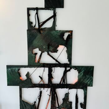 Skulptur mit dem Titel "What Remains" von Samuel Bartlett, Original-Kunstwerk, Acryl