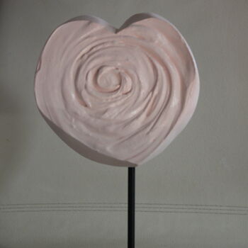 Sculpture titled "Zefir Heart" by Krsart, Original Artwork, Plaster