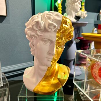 Sculpture titled "David calls Golia -…" by Cupydo, Original Artwork, Resin