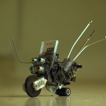 "Moto Reciclada" başlıklı Heykel Joeartcuba tarafından, Orijinal sanat, Plastik