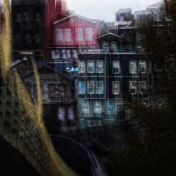 Photographie intitulée "Istanbul façades co…" par Dominique Cahier, Œuvre d'art originale, Photographie numérique