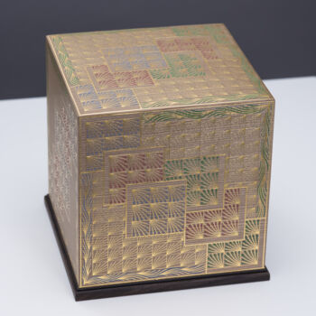 「Lidded Box with Kir…」というタイトルの彫刻 愛 今村によって, オリジナルのアートワーク, ウッド
