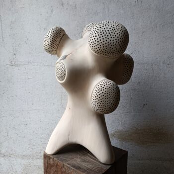 Scultura intitolato "Fleur d'hiver" da Renat Shuteev, Opera d'arte originale, Legno