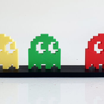 Sculpture intitulée "PYB Pacman fantoms…" par Pyb, Œuvre d'art originale, Résine
