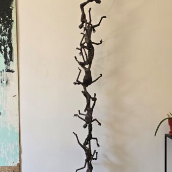 Sculpture intitulée "Jusqu'ici tout va b…" par Victor-Emmanuel Camusso, Œuvre d'art originale, Métaux