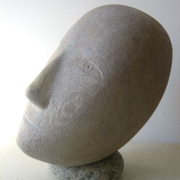 Sculptuur getiteld "Embracing the dista…" door Liquette-Gorbach, Origineel Kunstwerk, Hout