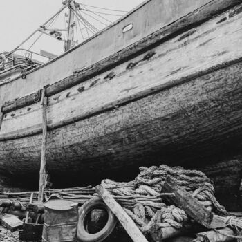 Photography titled "Barco en Seco II" by Rocío Civani, Original Artwork, Digital Photography