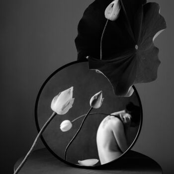 Fotografie mit dem Titel "BEAUTY FROM MUD #1" von Xidong Luo, Original-Kunstwerk, Nicht bearbeitete Fotografie