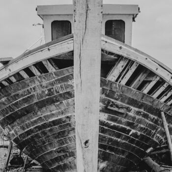 Photography titled "Barco en Seco III" by Rocío Civani, Original Artwork, Digital Photography