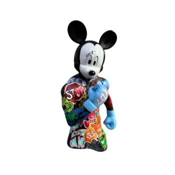 Sculpture titled "Champion Mickey" by Dervis Yusuf Akdemir, Original Artwork, Resin