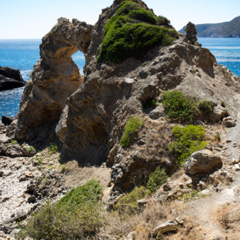 Φωτογραφία με τίτλο "Bay cliffs" από Nadia Sharova, Αυθεντικά έργα τέχνης, Ψηφιακή φωτογραφία