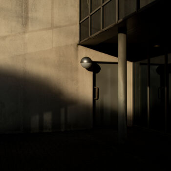 Photographie intitulée "Light&Shadow 3" par Mark De Roeck, Œuvre d'art originale, Photographie numérique Monté sur Autre pan…