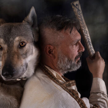 Φωτογραφία με τίτλο "The Man And His Wolf" από Grigore Roibu, Αυθεντικά έργα τέχνης, Ψηφιακή εκτύπωση