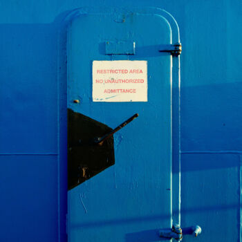 "Restricted Area: En…" başlıklı Fotoğraf Fine.Street.Art tarafından, Orijinal sanat, Dijital Fotoğrafçılık