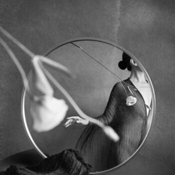 Fotografia intitolato "Rendering Light thr…" da Xidong Luo, Opera d'arte originale, Fotografia digitale