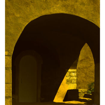 Photography titled "THE HIDDEN DOOR" by 23h35 Photographie, Original Artwork, Digital Photography