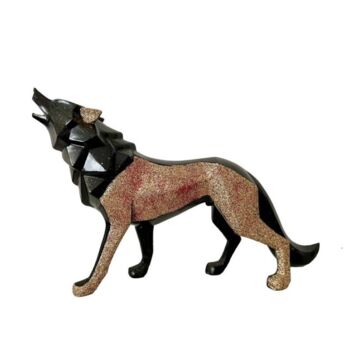 Sculpture titled "Gold Wolf" by Cha., Original Artwork, Resin