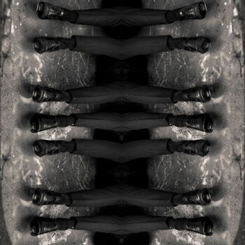 Fotografie getiteld "Acrobatics shoes" door Hervé Gergaud, Origineel Kunstwerk, Gemanipuleerde fotografie