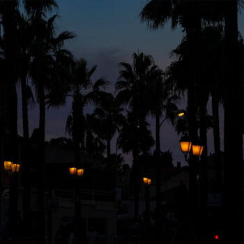 Photography titled "Sanary la nuit" by Aurélien Comte, Original Artwork, Digital Photography