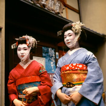 摄影 标题为“Geishas” 由Hervé Gergaud, 原创艺术品, 电影摄影