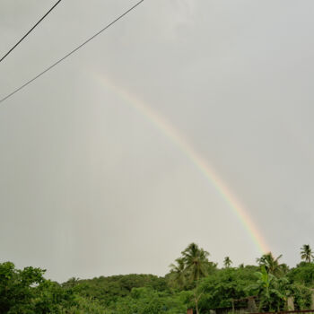 "A faint rainbow arc…" başlıklı Fotoğraf Shamim Shaikh tarafından, Orijinal sanat, Dijital Fotoğrafçılık