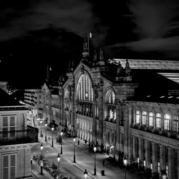 Photography titled "Gare du nord" by Marnie Noir, Original Artwork, Digital Photography