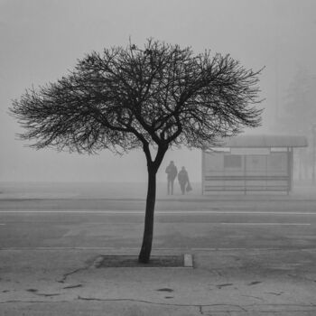 Fotografie getiteld "People waiting for…" door Andriy Solovyov, Origineel Kunstwerk, Digitale fotografie