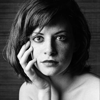 Fotografie mit dem Titel "Portrait en studio…" von Rémi Gautard, Original-Kunstwerk, Analog Fotografie