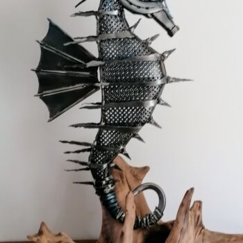 Sculpture intitulée "Hippic" par Pacom, Œuvre d'art originale, Métaux