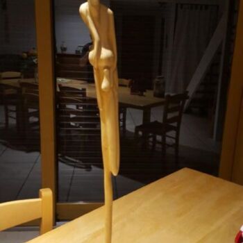 Scultura intitolato "Gracieuse" da Max Bernard, Opera d'arte originale, Legno