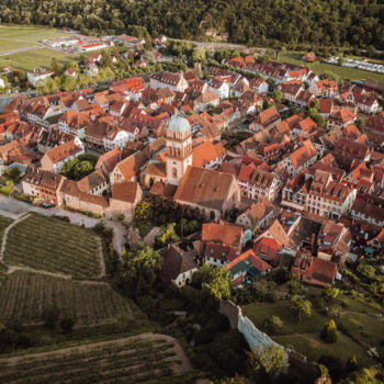 Photographie intitulée "Village de Kaysersb…" par Loïc Cancade, Œuvre d'art originale, Photographie numérique