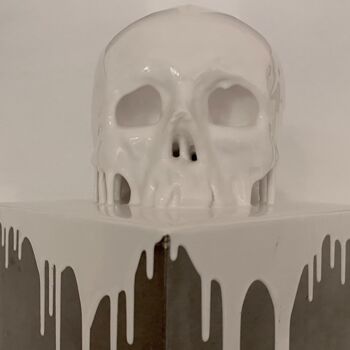 Skulptur mit dem Titel "Skull # 2" von Sylvain Barberot, Original-Kunstwerk, Harz