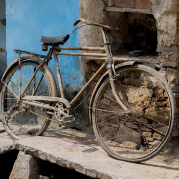 "Abandoned bicycle" başlıklı Fotoğraf Michel Kergonna tarafından, Orijinal sanat, Dijital Fotoğrafçılık Alüminyum üzerine mo…