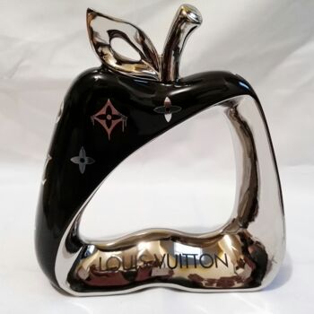 Sculpture intitulée "Apple Vuitton, scul…" par Steivan Loundou, Œuvre d'art originale, Céramique