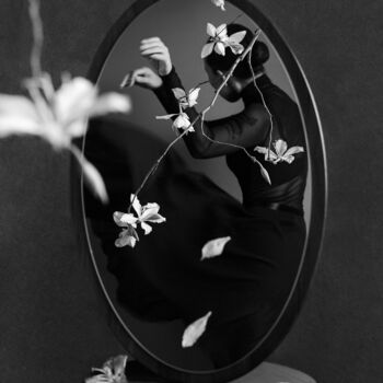 Fotografie getiteld "The Rite of Spring…" door Xidong Luo, Origineel Kunstwerk, Digitale fotografie