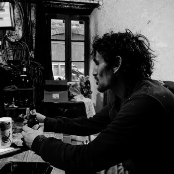 Photographie intitulée "Confidences" par Ambre Art, Œuvre d'art originale, Photographie numérique