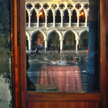 Photography titled "jeux de lumières" by Jean Louis Giudicelli, Original Artwork, Analog photography