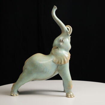 「The Elephant’s Morn…」というタイトルの彫刻 Zhao Yongchangによって, オリジナルのアートワーク, ブロンズ