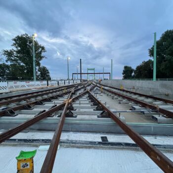 摄影 标题为“Building Railway” 由Mick Paulat, 原创艺术品, 数码摄影