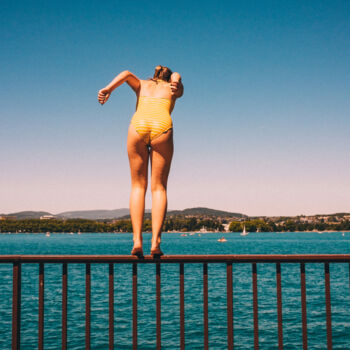 Photography titled "Plongeuse 2020" by Aude Catimel, Original Artwork, Plastic