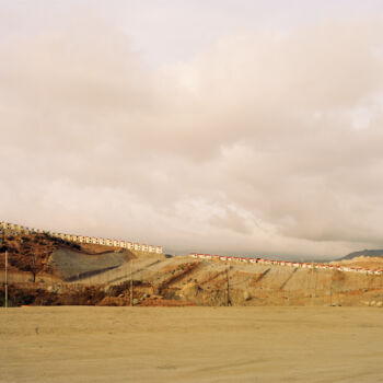 Photography titled "route et habitations" by Mezli  Vega Osorno, Original Artwork, Digital Print