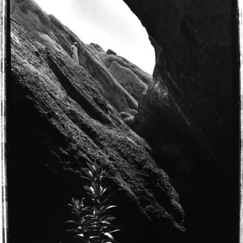 Photography titled "Puit de lumière Mar…" by Johannes Von Saurma, Original Artwork, Paper