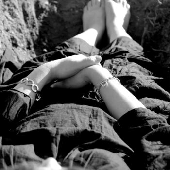 Photography titled " The body and the l…" by Parya Vatankhah, Original Artwork, Digital Print