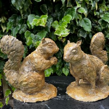 Sculpture titled "Duo d'écureuils (Go…" by Carol Saint Georges, Original Artwork, Clay