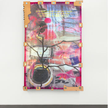 Textile Art titled "Gaming porn" by Thomas Guillemet, Original Artwork, Plastic